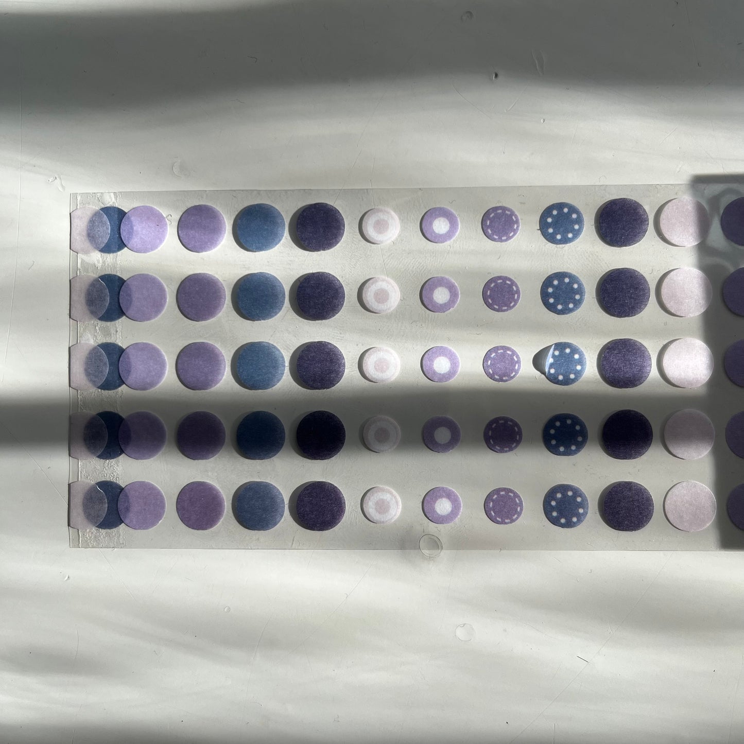 Multi colour designed circle stickers die cut roll washi